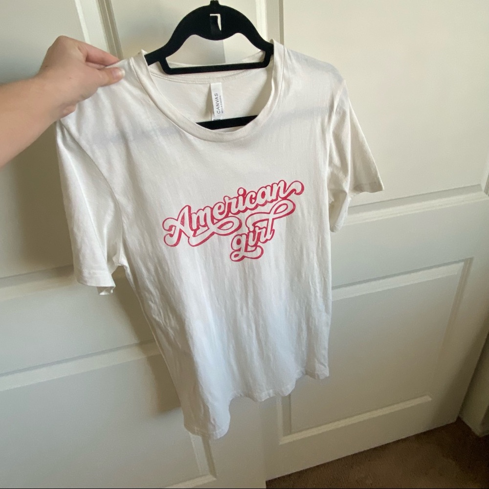 Women’s Graphic Tee